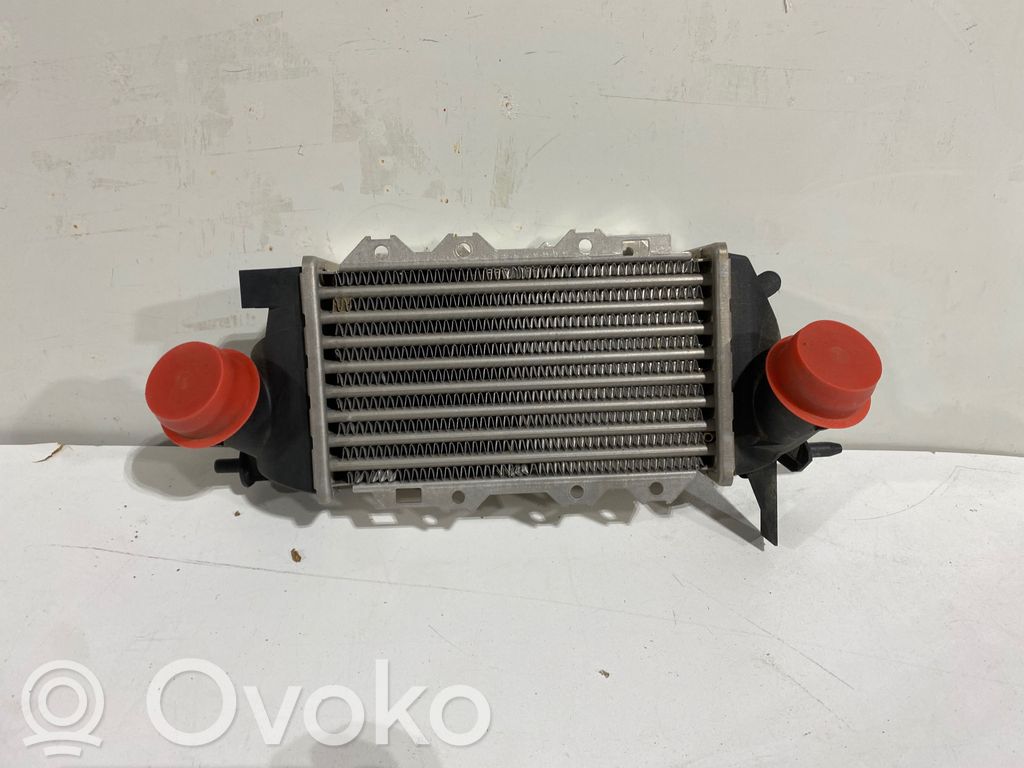 Opel Vectra B Interkūlerio radiatorius 