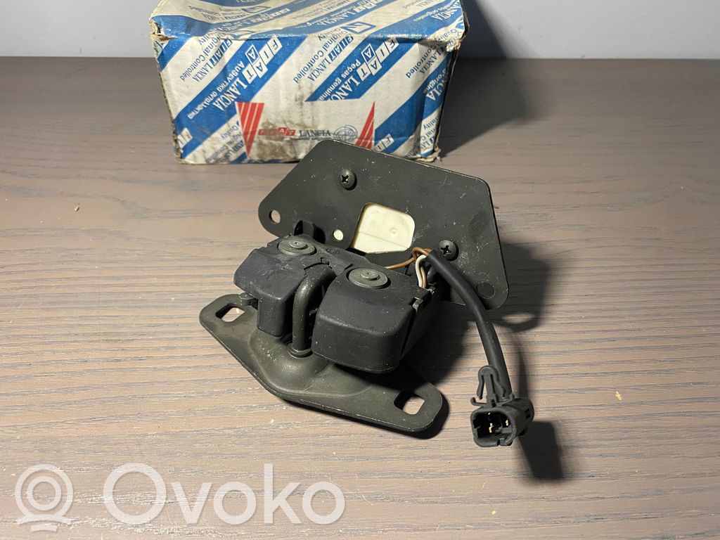Fiat Stilo Spyna galinio borto 