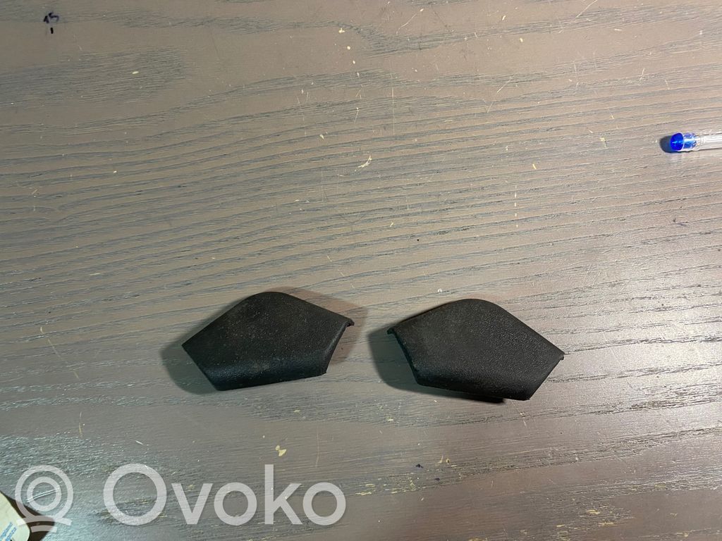 Opel Corsa C Saugos diržo apdaila 