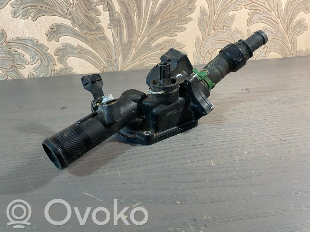 Renault Megane III Thermostat/thermostat housing 