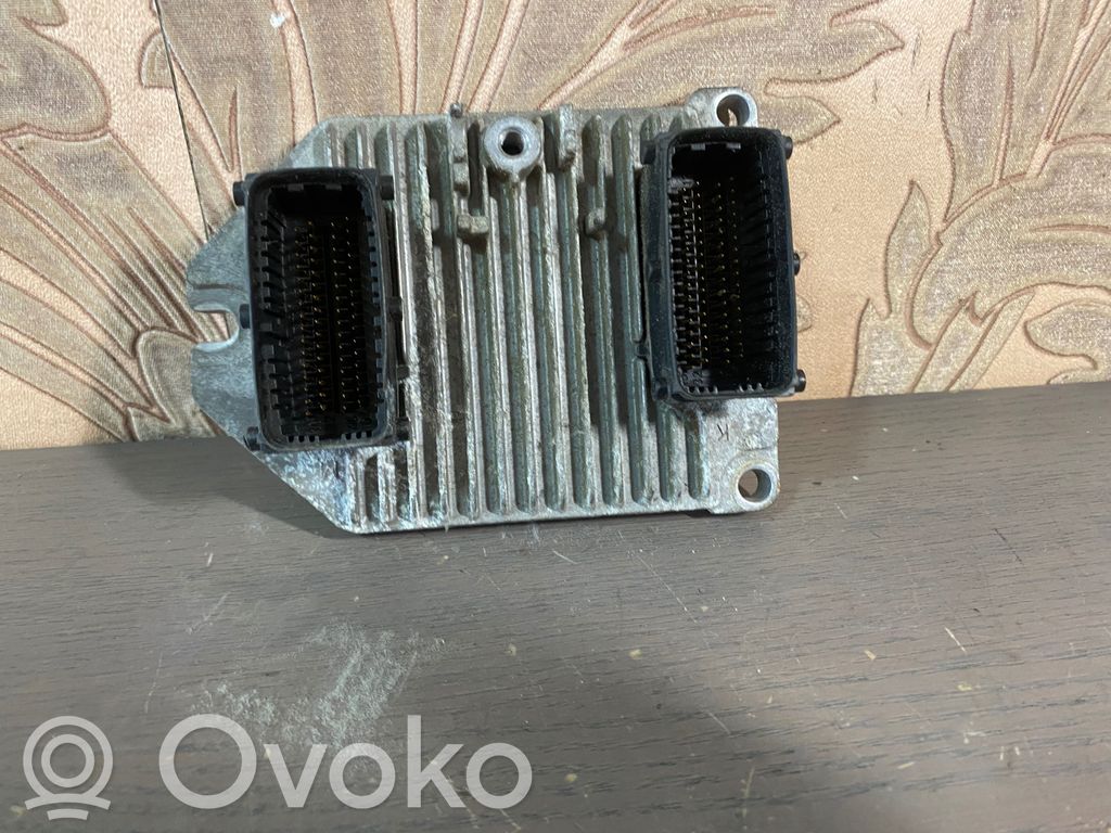 Opel Vectra C Engine control unit/module 