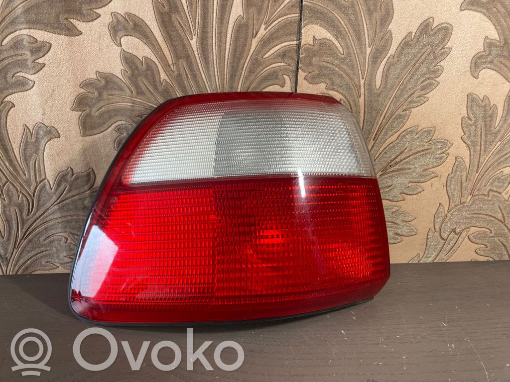 Opel Omega B2 Lampa tylna 