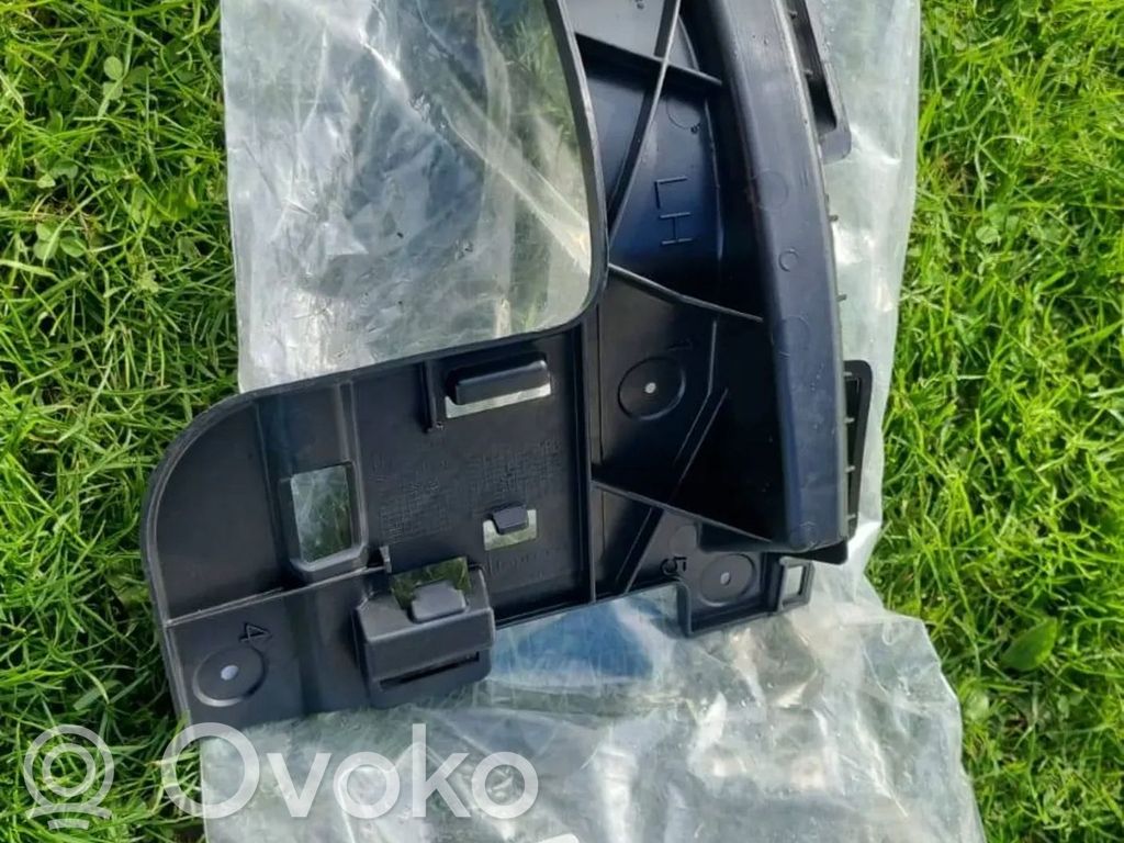 Opel Zafira C Uchwyt / Mocowanie zderzaka tylnego 