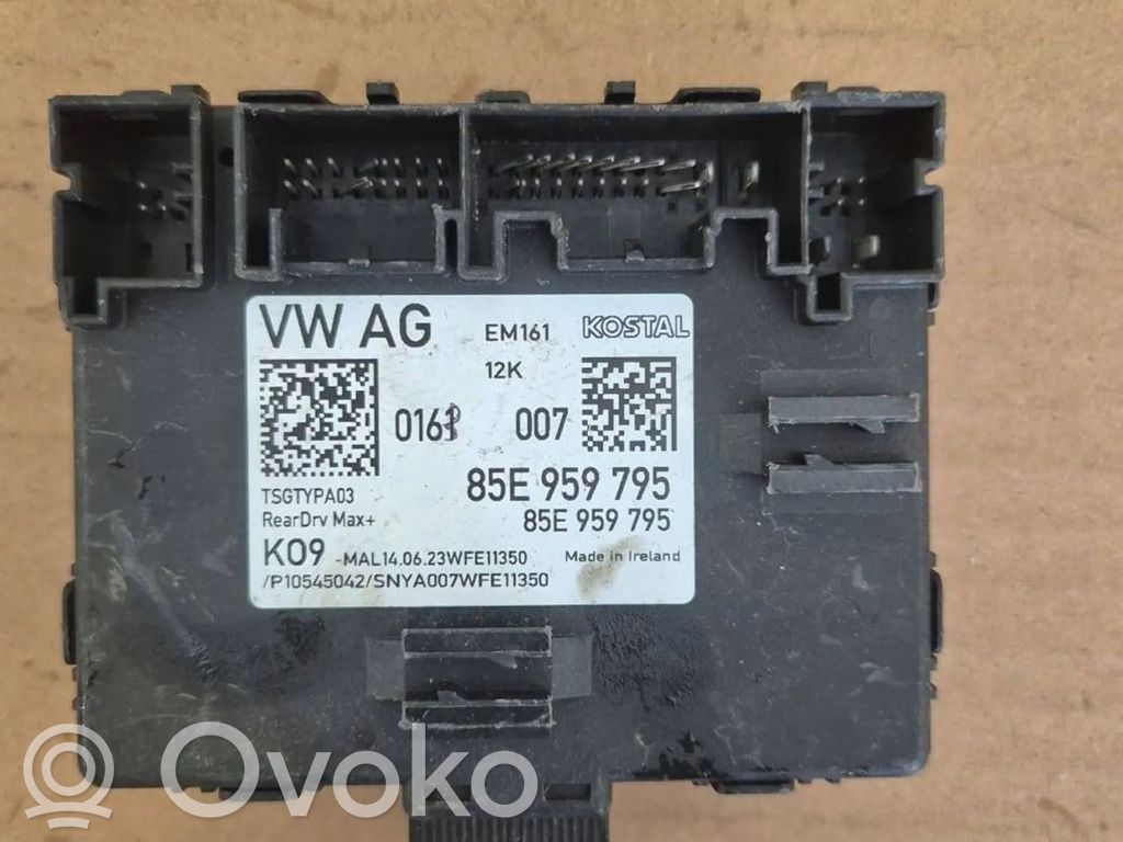 Audi A4 S4 B8 8K Unité de commande module de porte 
