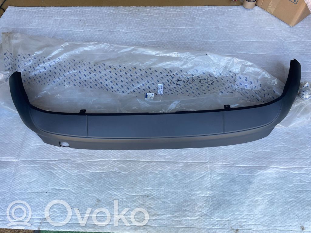 Ford Focus Listwa dolna zderzaka tylnego 