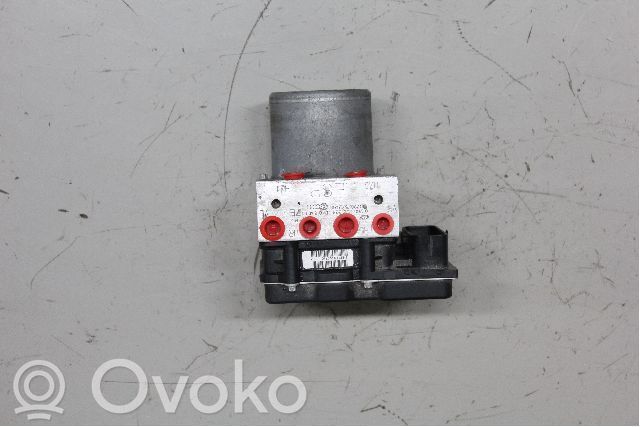 Audi A4 S4 B8 8K ABS Pump 