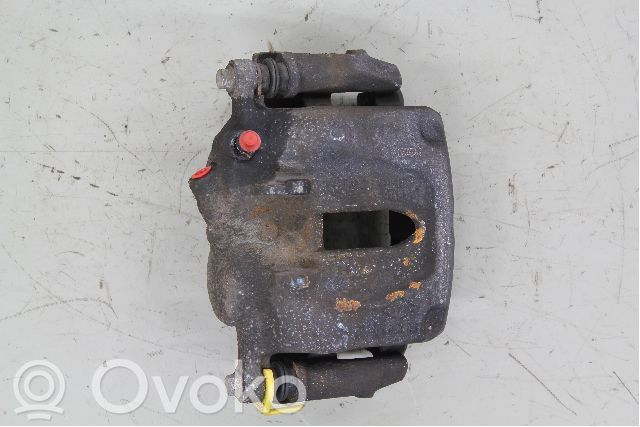 Opel Vivaro Zacisk hamulcowy przedni 