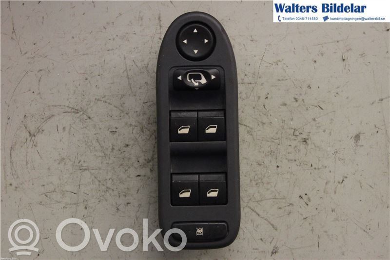 Citroen C5 Electric window control switch 