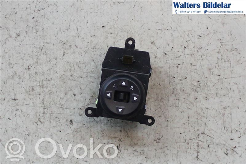 KIA Rio Wing mirror switch 