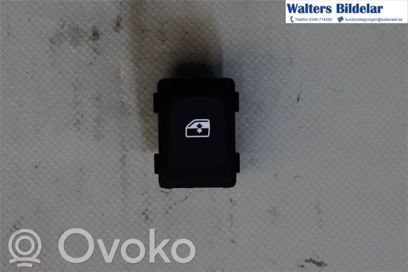 Audi A3 S3 8V Electric window control switch 