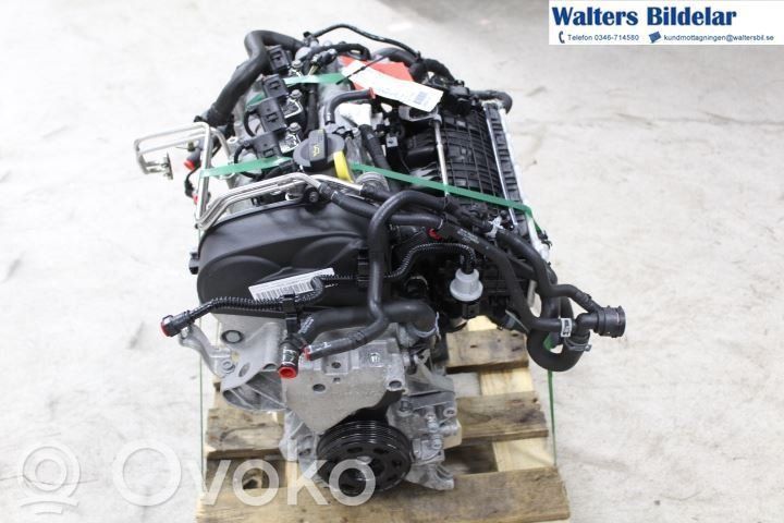 Variklis   04E100034EX,CZCA