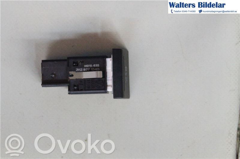Volkswagen Amarok ESP (stability program) switch 