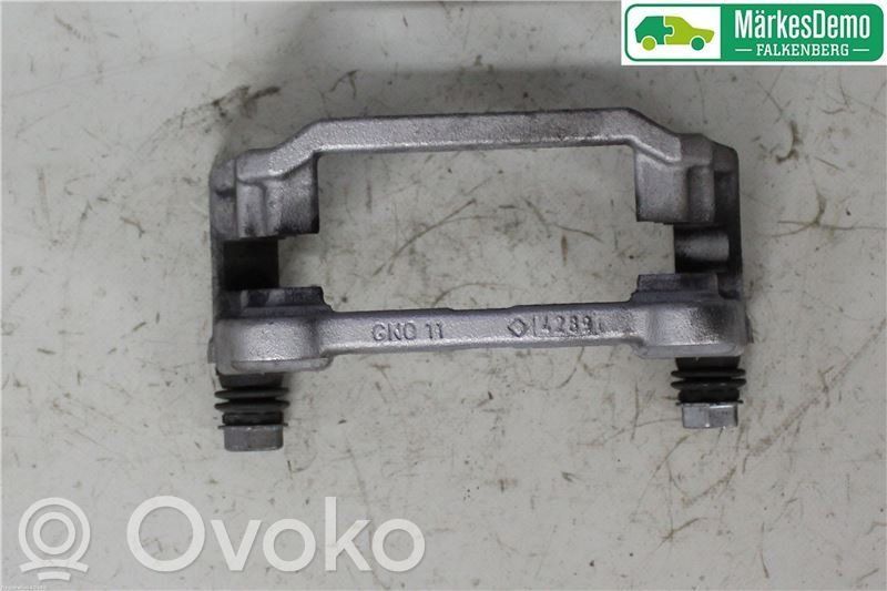Audi A4 S4 B9 8W Stabdžių kaladėlių apkaba/ laikiklis (priekis) 