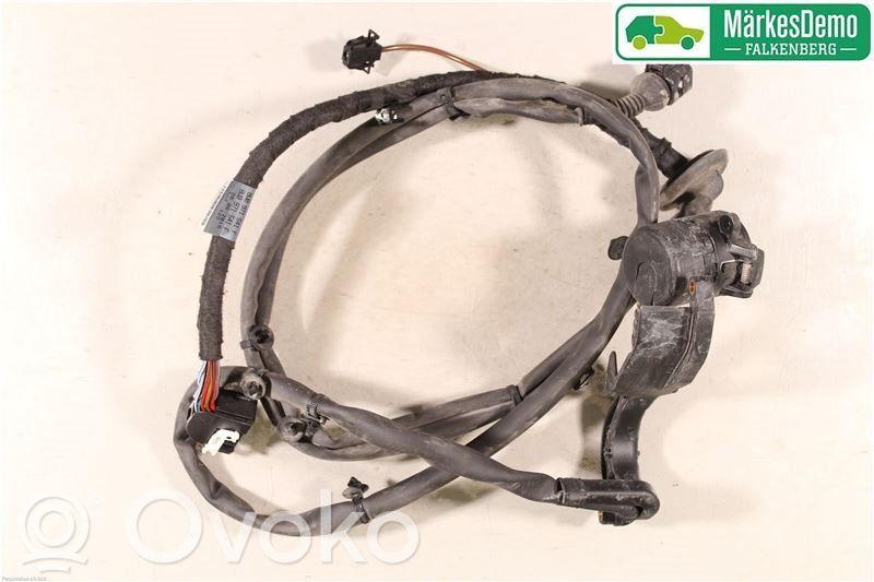 Hak holowniczy / Komplet   8W0971541F,8W0971541F,8W0971541F