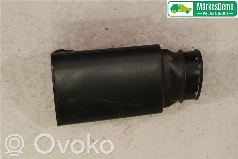 Šļūtene (-es) / caurule (-es)   99061703A,99061703A