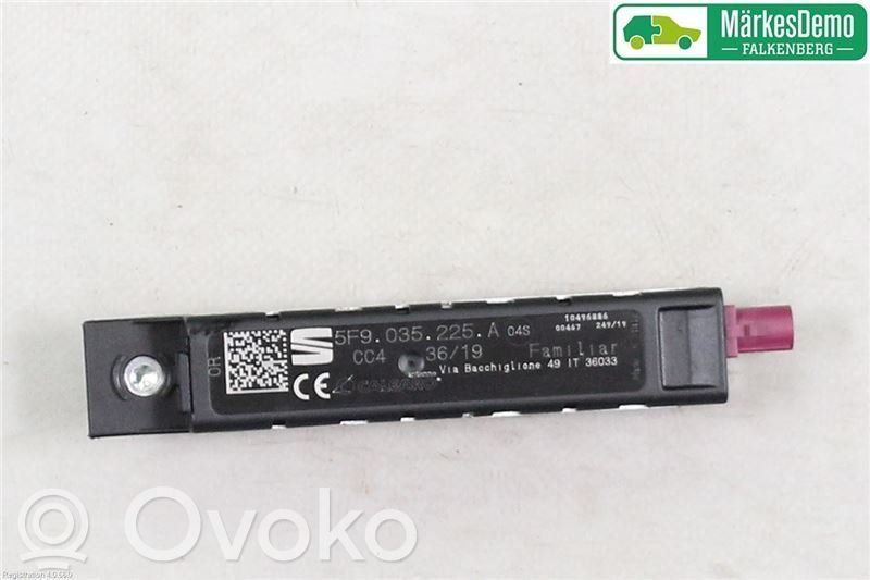 Seat Leon (5F) Antenos stiprintuvas 