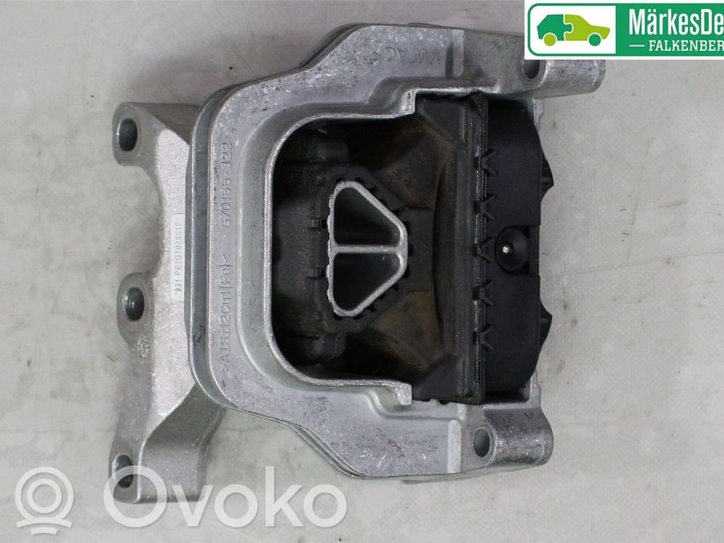 Skoda Fabia Mk3 (NJ) Engine mounting bracket 