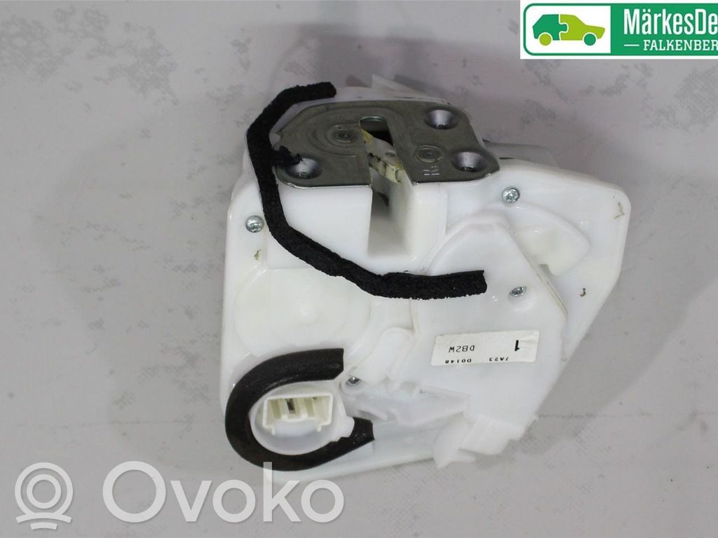 Mazda CX-3 Front door lock 