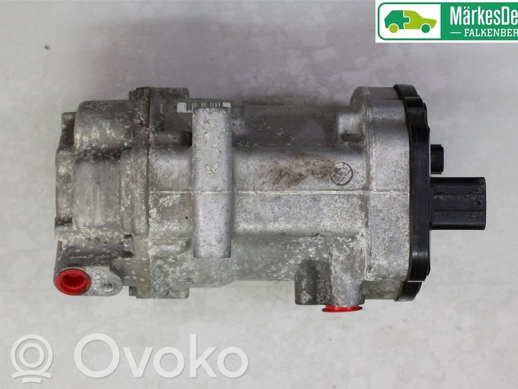 Toyota RAV 4 (XA50) Kompresor / Sprężarka klimatyzacji A/C 