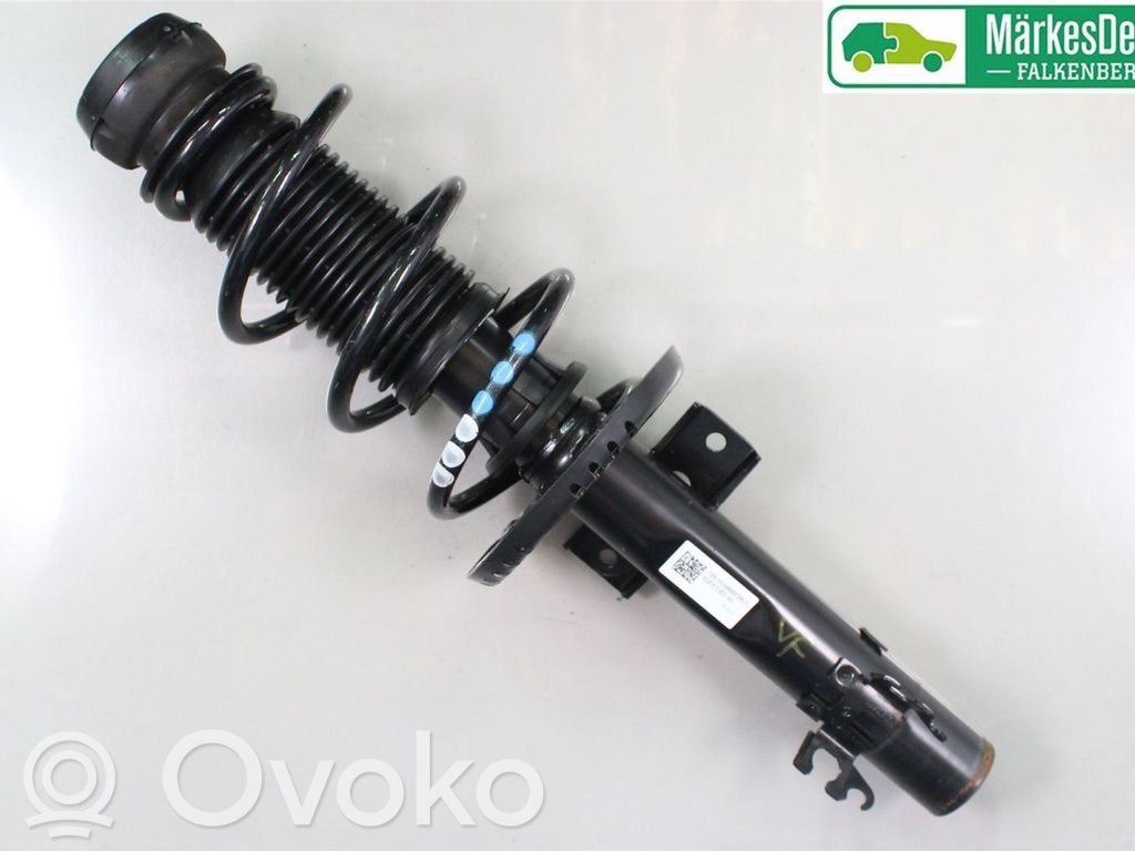 Skoda Fabia Mk3 (NJ) Amortyzator osi przedniej ze sprężyną 