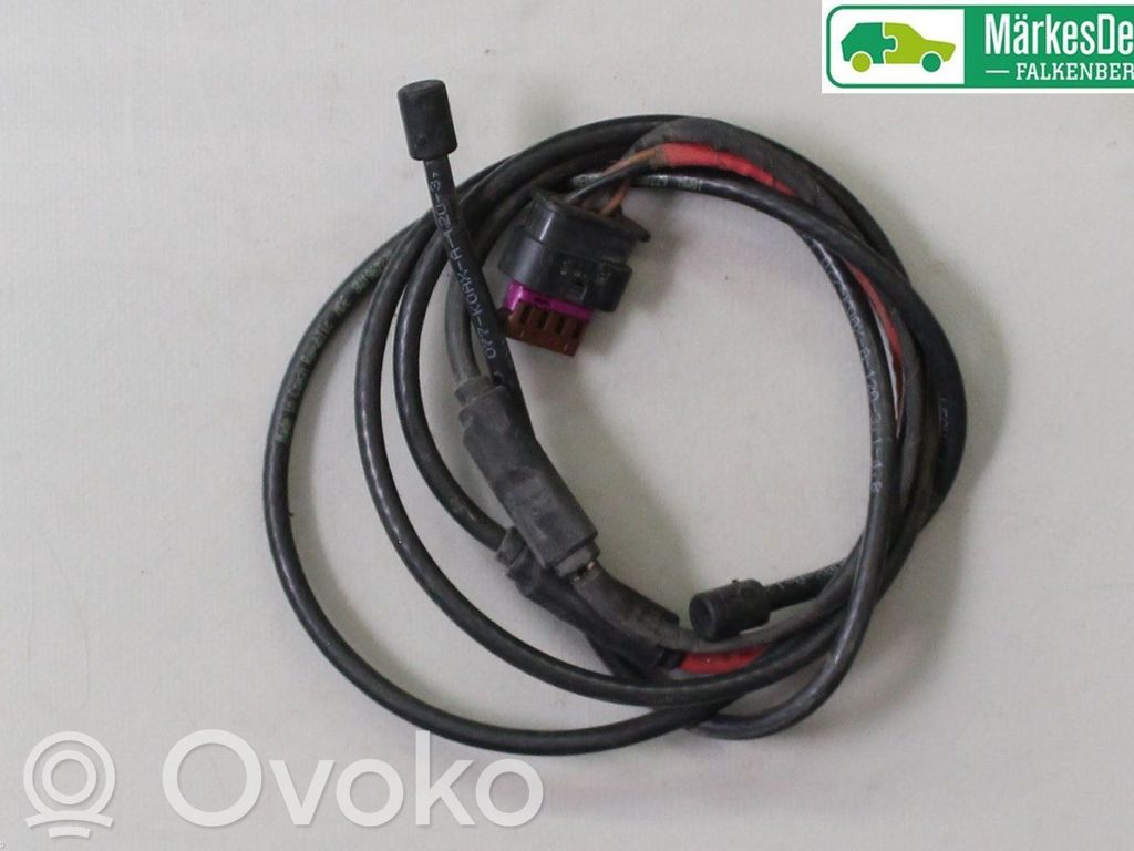 Audi A4 S4 B9 8W Tailgate/trunk strut/damper 