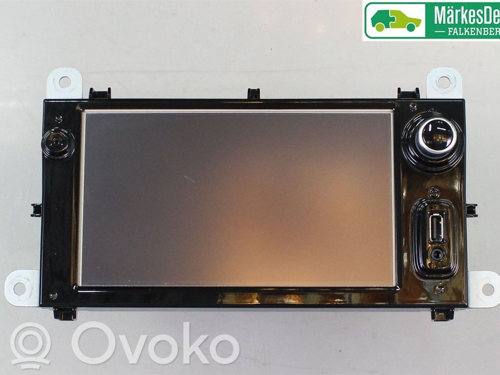 Renault Clio IV Radio/CD/DVD/GPS head unit 