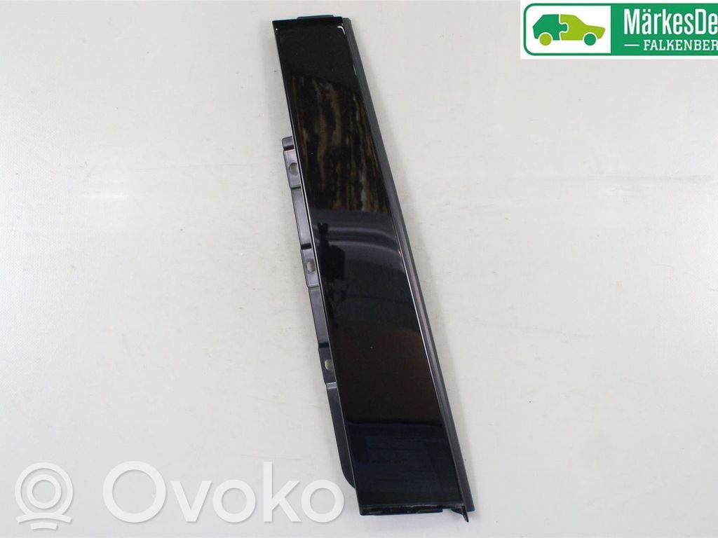 Audi A3 S3 8V Takaoven lista (muoto)