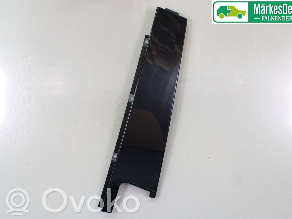 Mercedes-Benz A W176 Rivestimento portiera posteriore (modanatura)