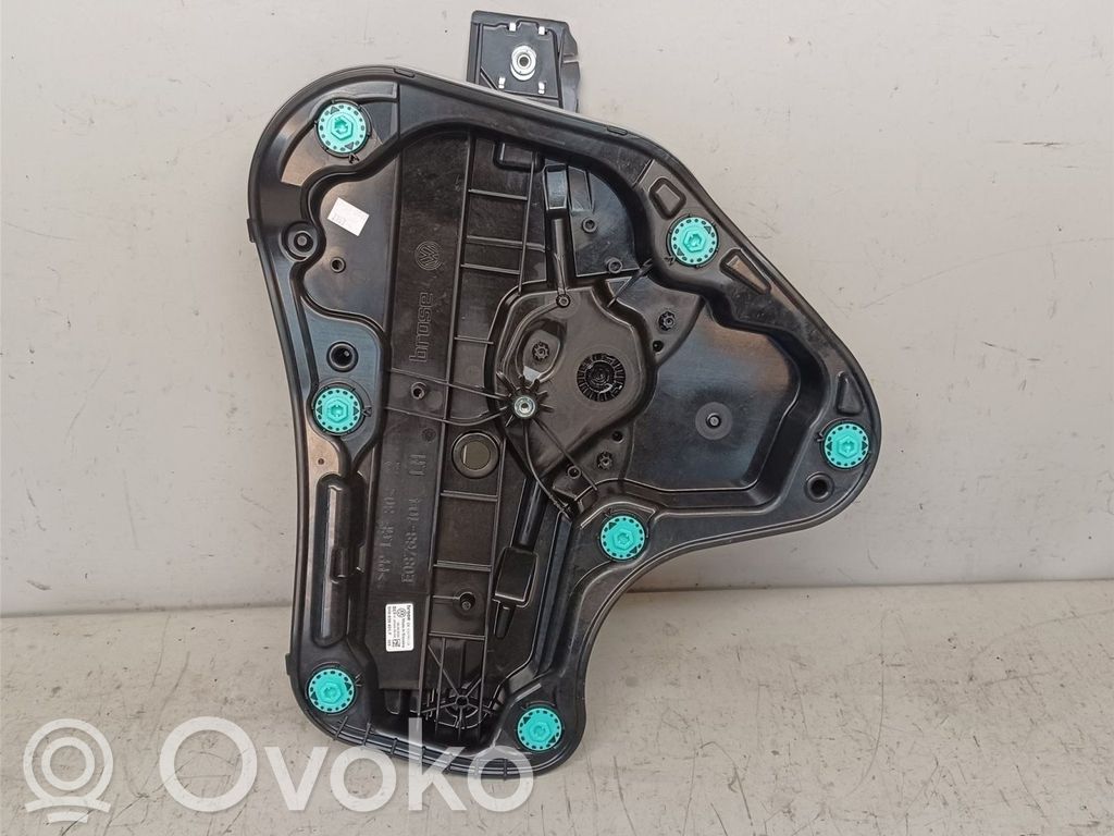 Volkswagen Golf VIII Meccanismo di sollevamento del finestrino anteriore senza motorino