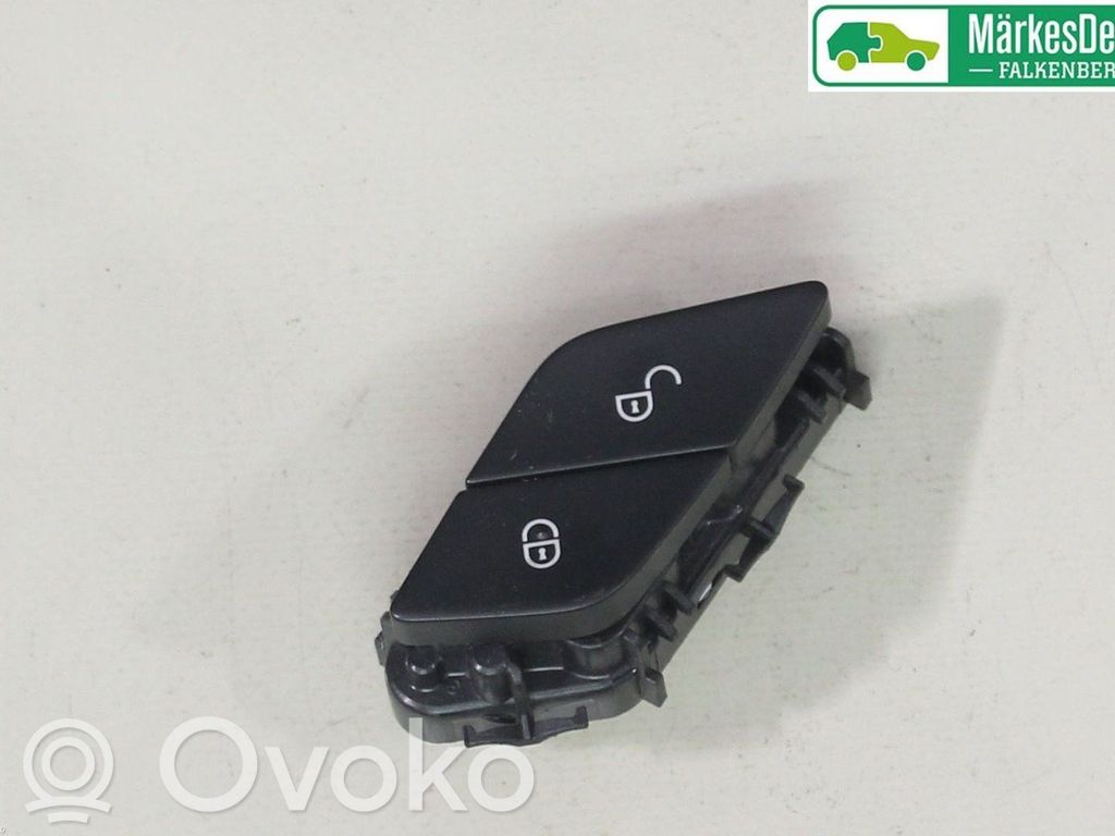 Mercedes-Benz C W205 Przycisk centralnego zamka 