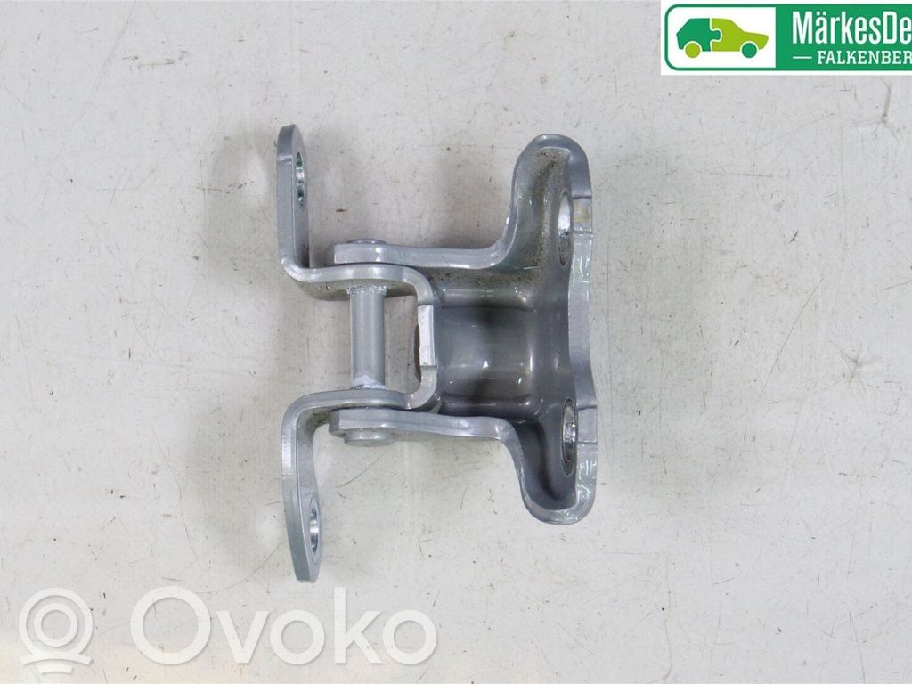Bisagra superior de la puerta trasera   687600H010
