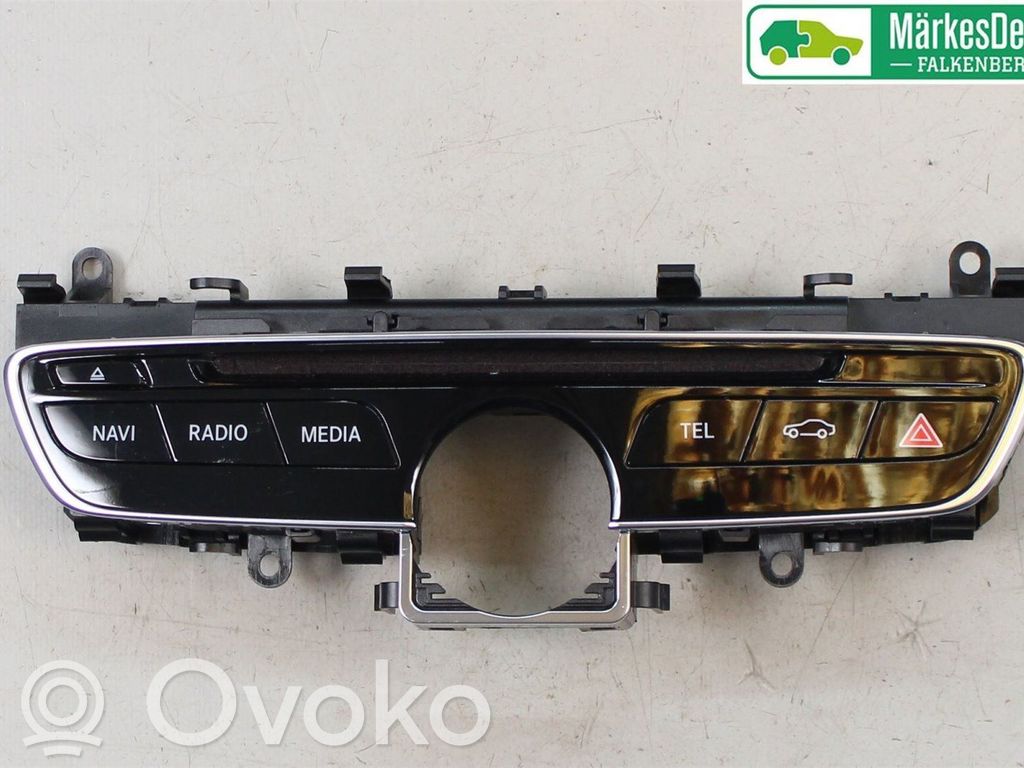 Mercedes-Benz C W205 Interruttore/pulsante di controllo multifunzione