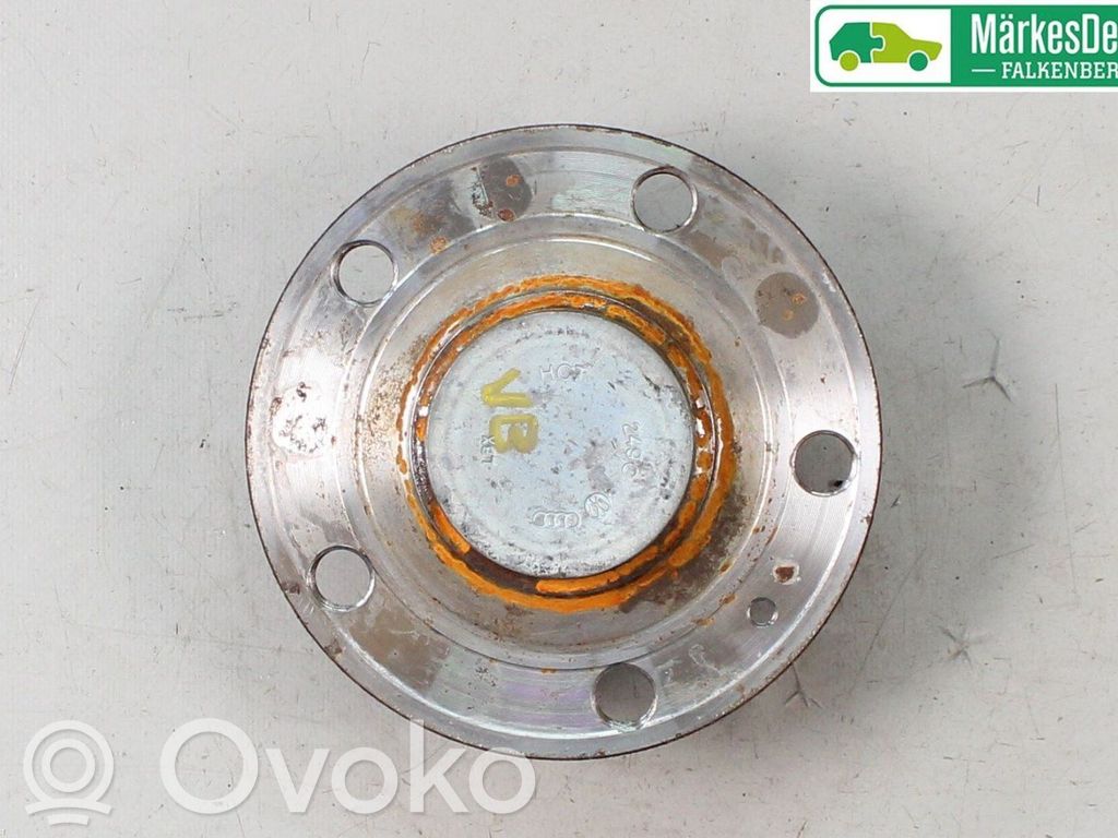 Audi Q3 F3 Mozzo portante ruota posteriore
