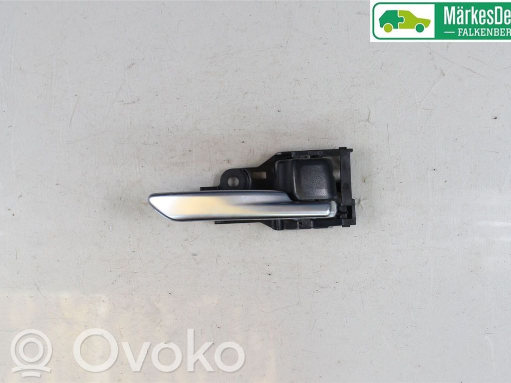 Toyota RAV 4 (XA50) Manecilla interna puerta delantera 