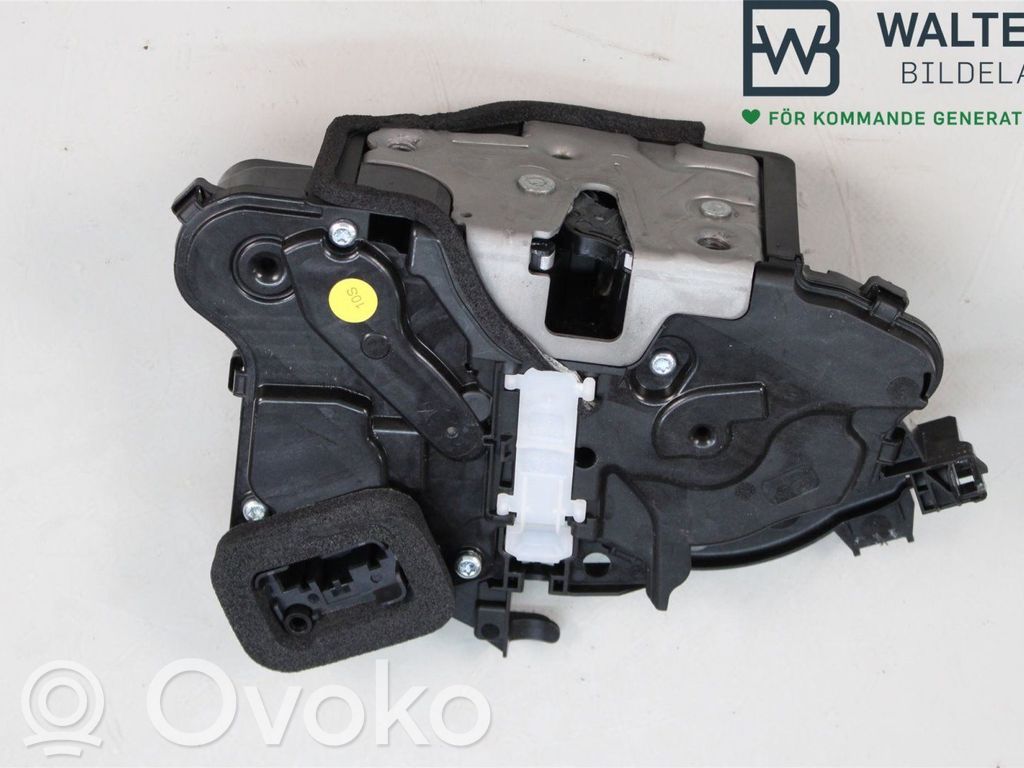 Volkswagen Golf VIII Încuietoare ușă față 