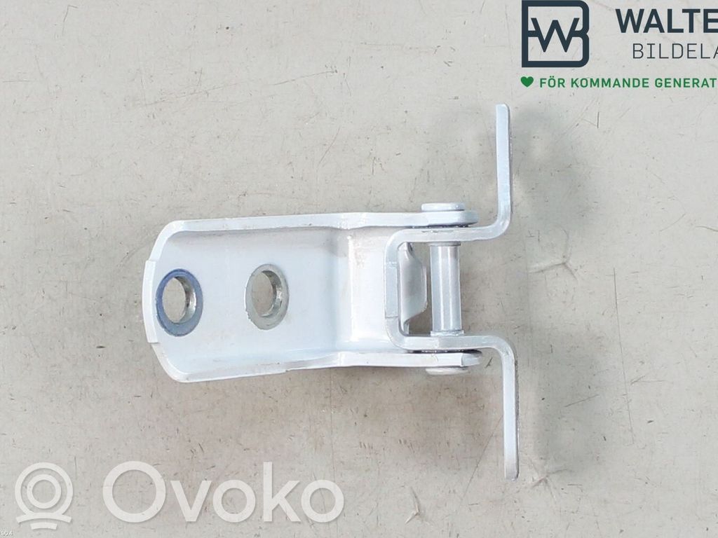 Toyota Corolla Cross Balama inferioară ușă spate 