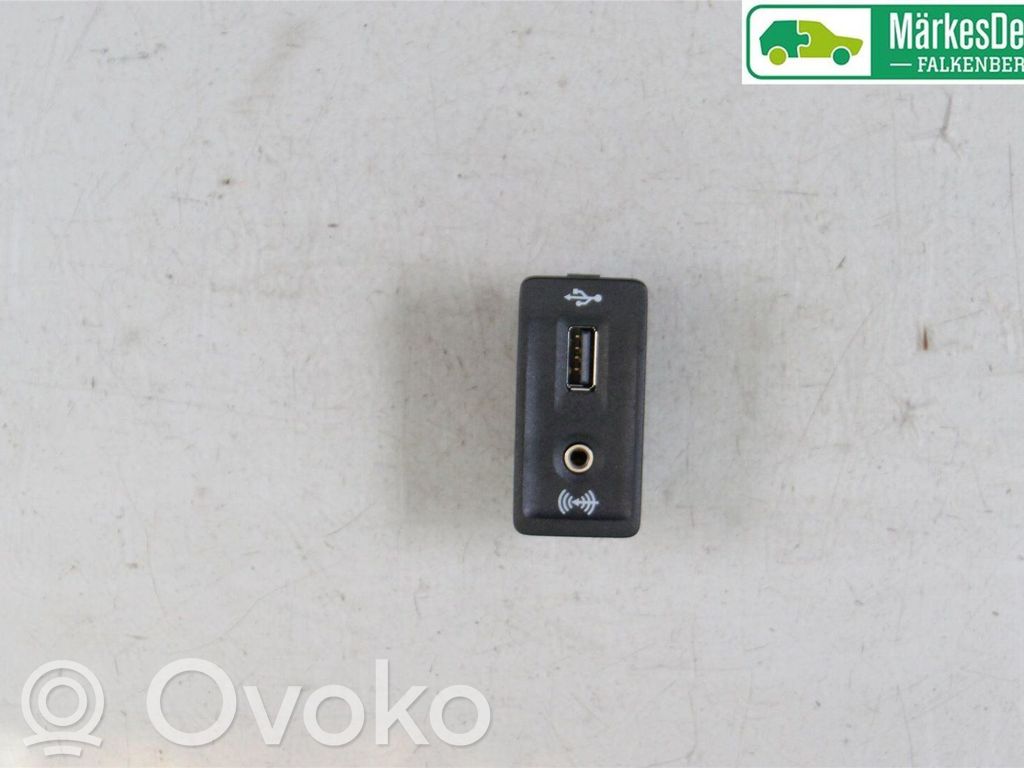 Volkswagen Transporter - Caravelle T6 Enchufe conector USB 