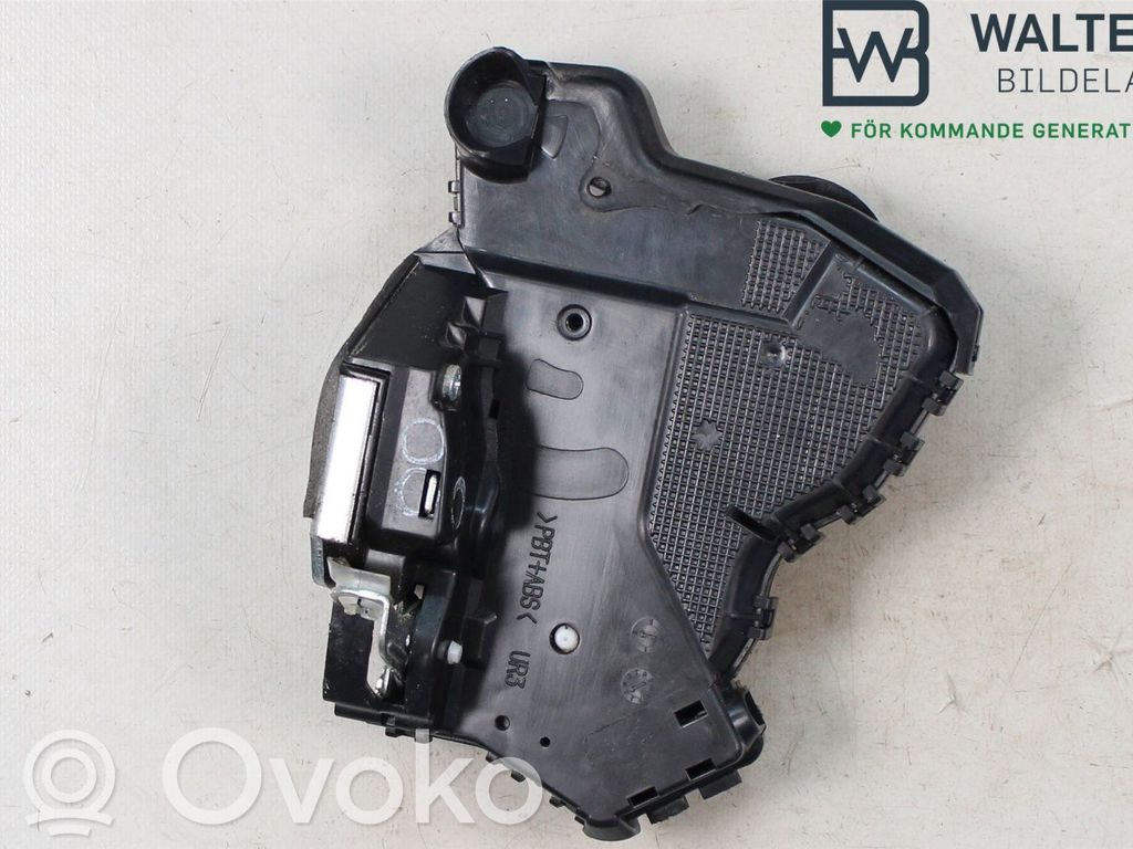 Toyota Auris E180 Etuoven lukko 