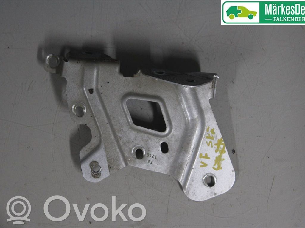 Opel Combo D Uchwyt / Mocowanie błotnika przedniego 