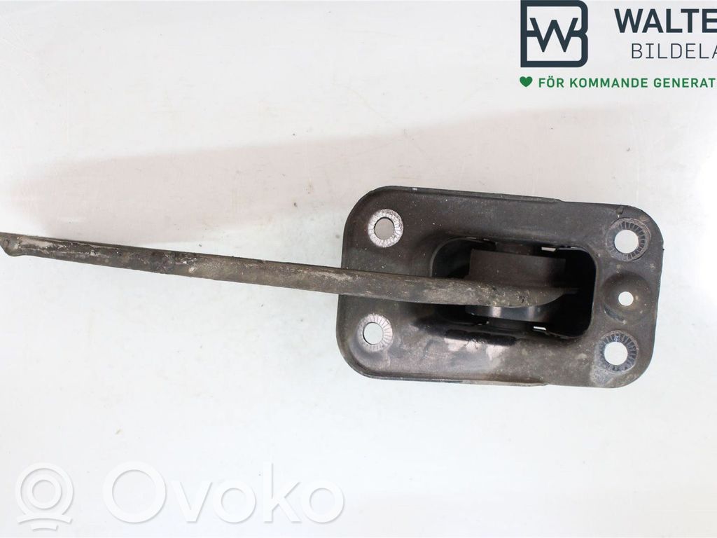 MG EHS Querlenker hinten 
