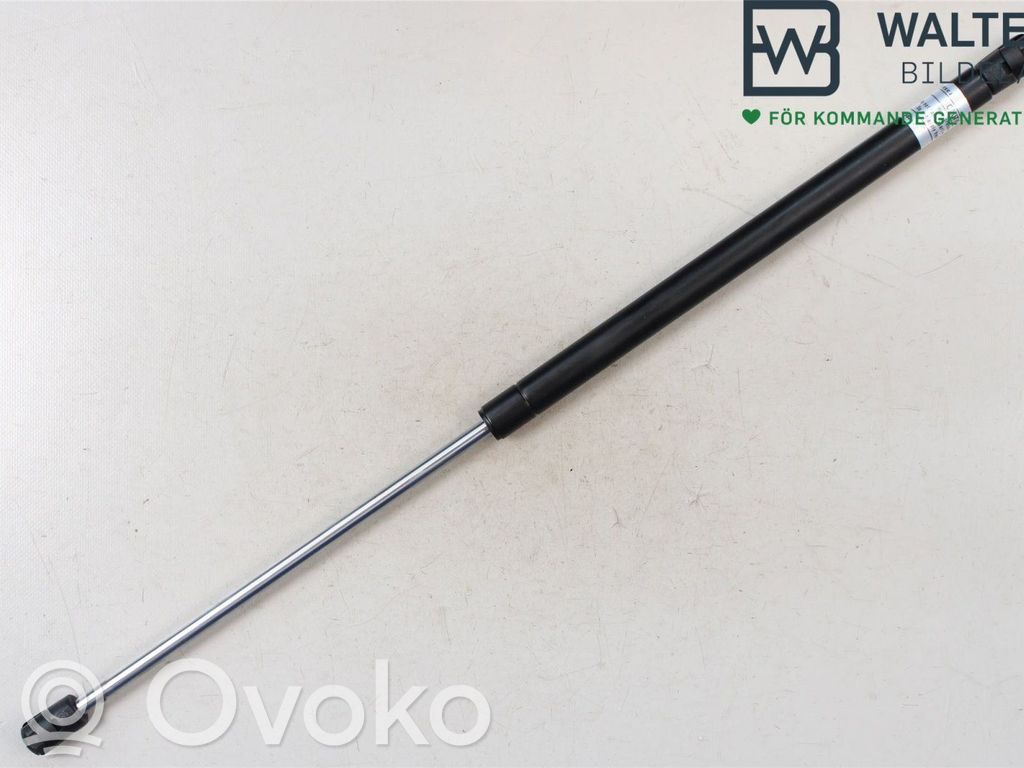 Volvo 940 Tailgate strut 