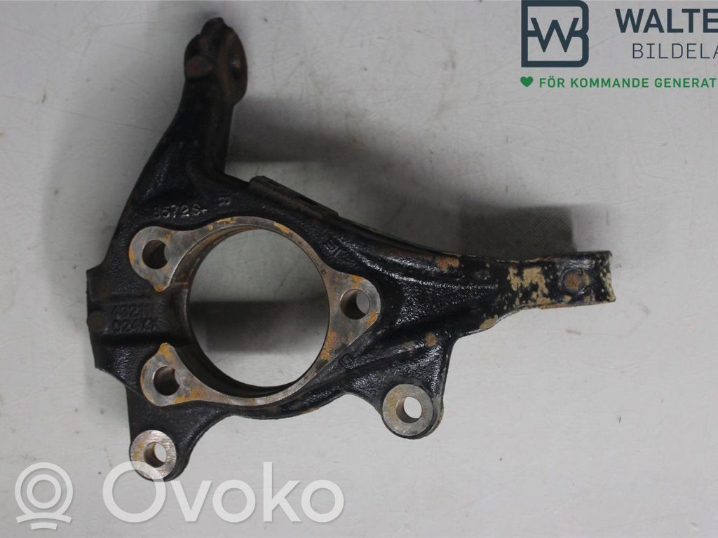Toyota Corolla E210 E21 Zwrotnica koła przedniego 
