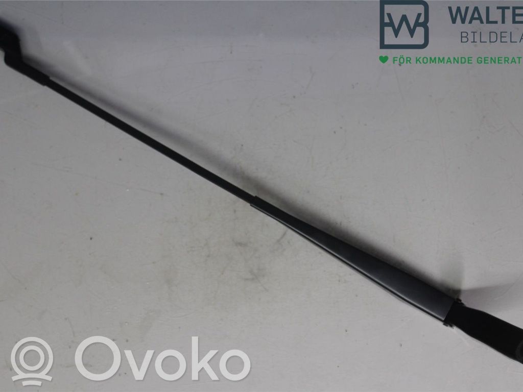 MG EHS Wischerarm vorne 