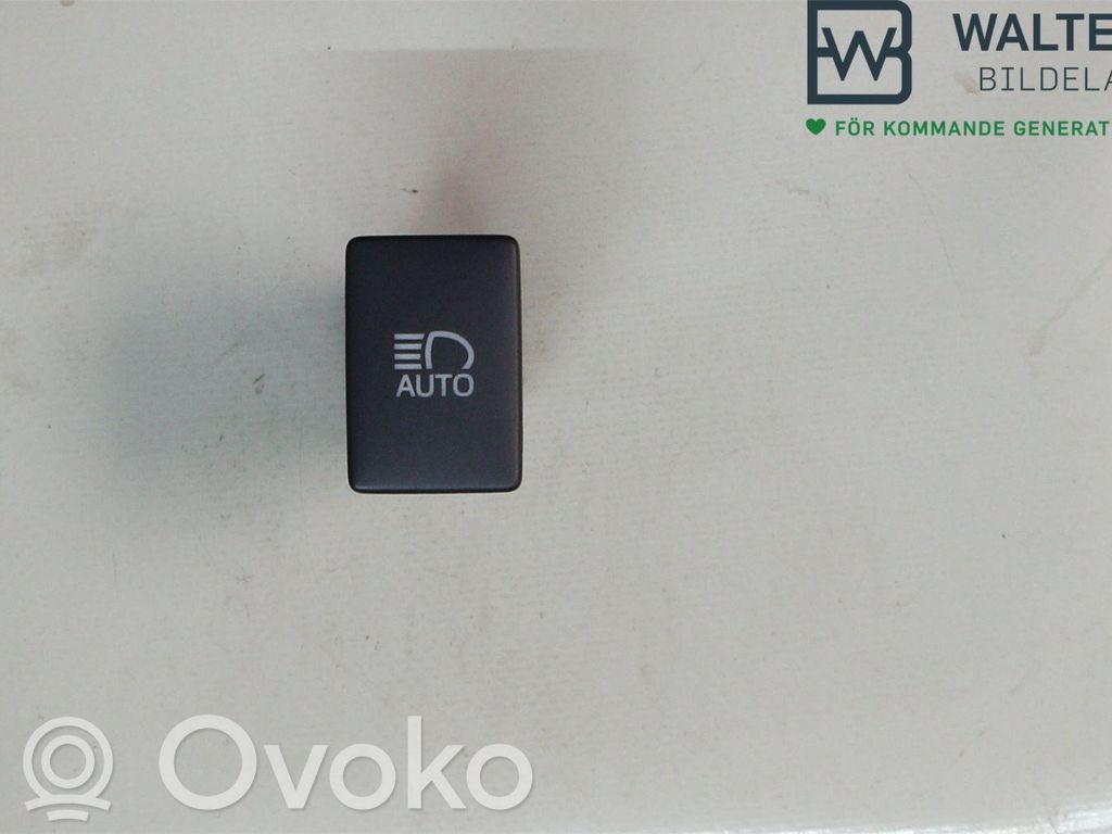 Toyota C-HR I Interruptor de luz 