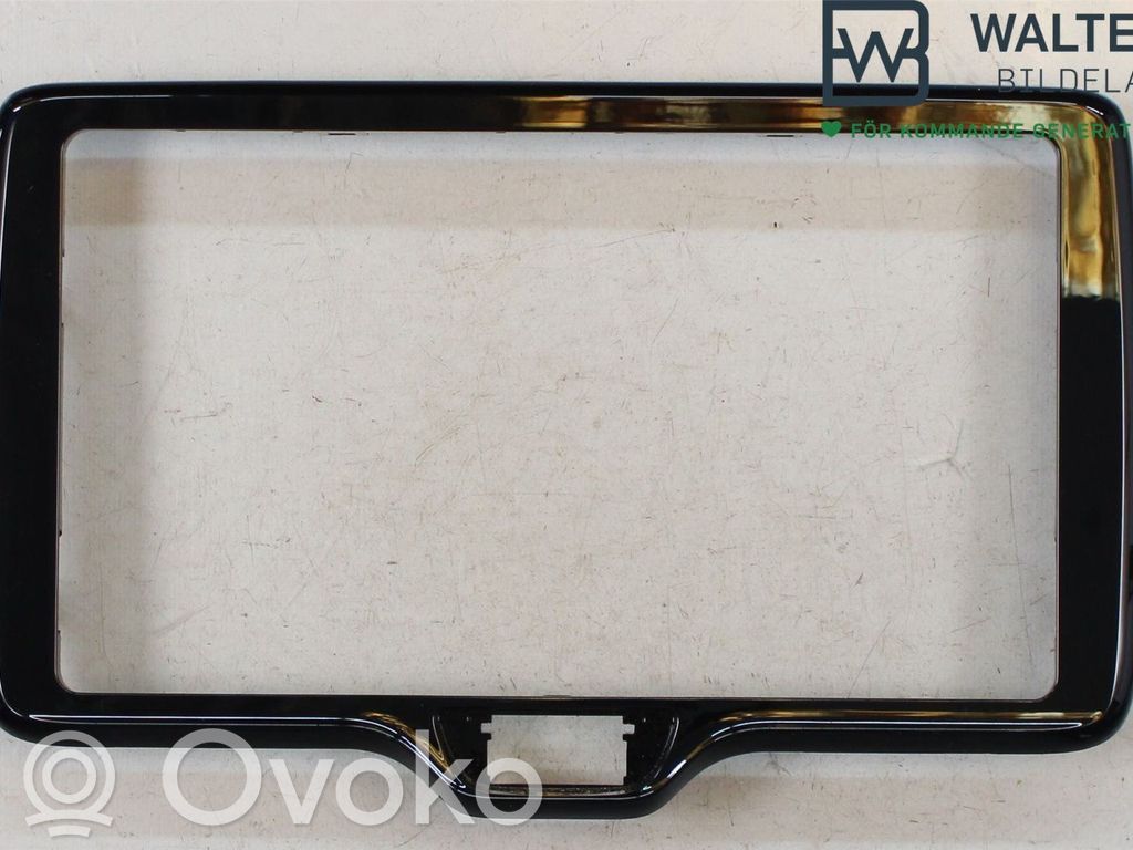 Toyota Yaris Cross Mascherina unità principale autoradio/GPS