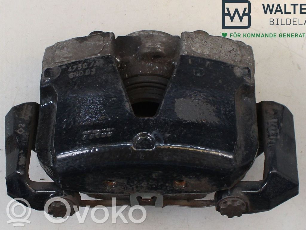 Audi A4 S4 B8 8K Etujarrusatula 