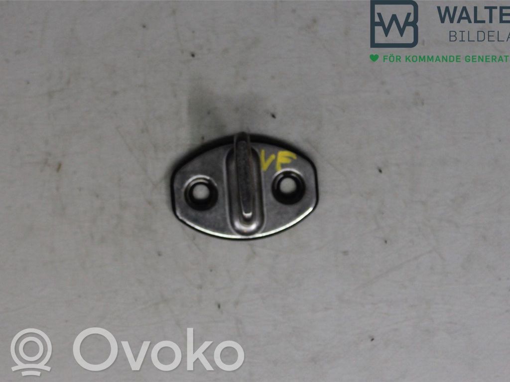 Volkswagen Golf VII Etuoven lukko 