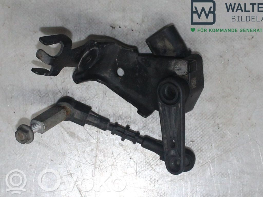 Audi Q8 Air suspension front height level sensor 