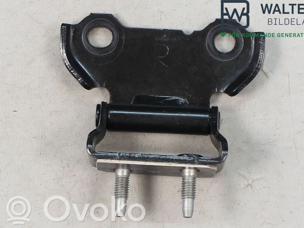 Toyota Corolla E210 E21 Tailgate/trunk/boot hinge 