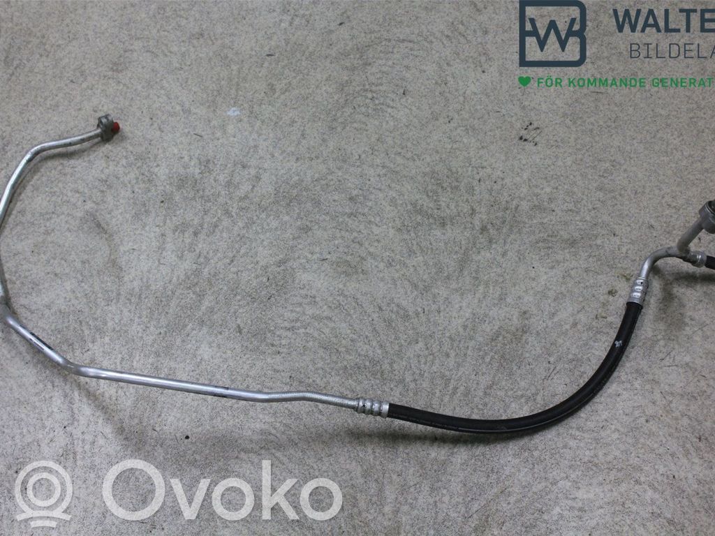 Ilmastointilaitteen putki (A/C)   68192206AD,68192206AD